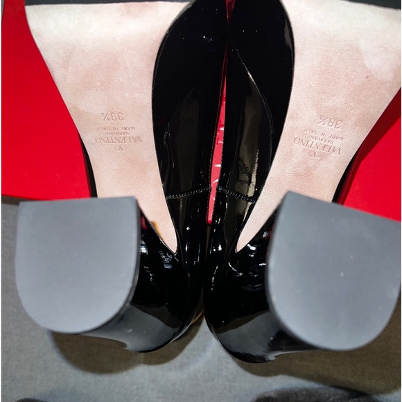 Sold-Valentino Garavani Tan Go Platform Pumps (NWT)! - Picture 7 of 10